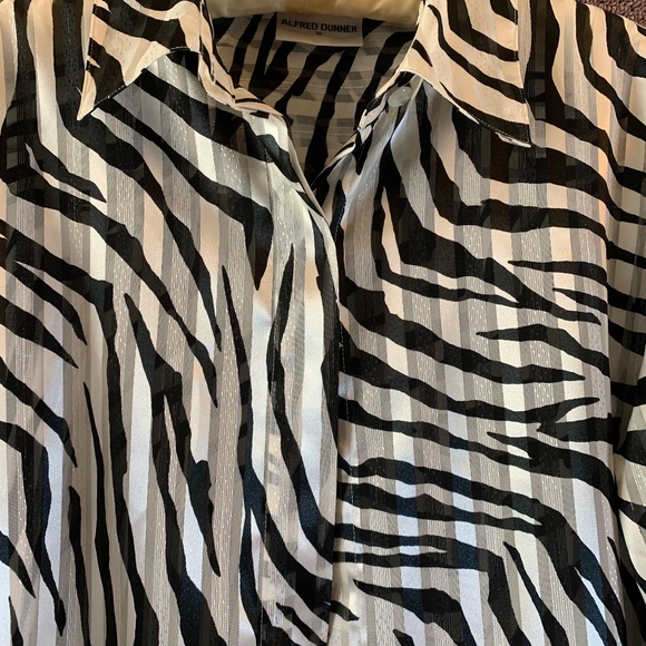Alfred Dunner Zebra Print Button Down Long Sleeve Blouse - Picture 2 of 10